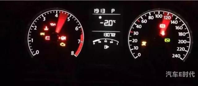 汽车水温表哪个图标显示（汽车水温表含义）